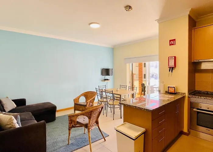 Oura Oasis E By Check-in Portugal * אלבופיירה